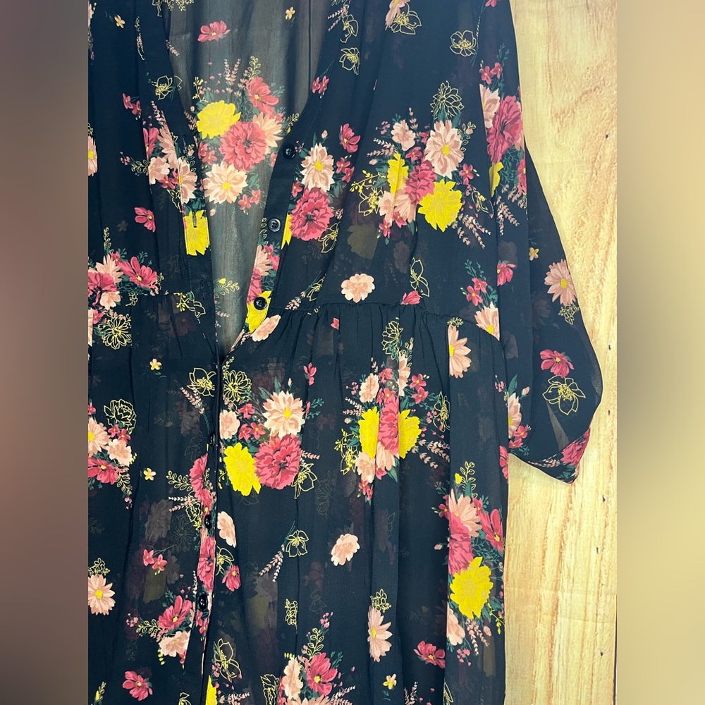 Torrid Plus Size 1 (1x) Plus Flowy Top Like New - image 2